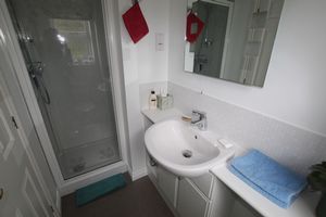 Ensuite Shower- click for photo gallery